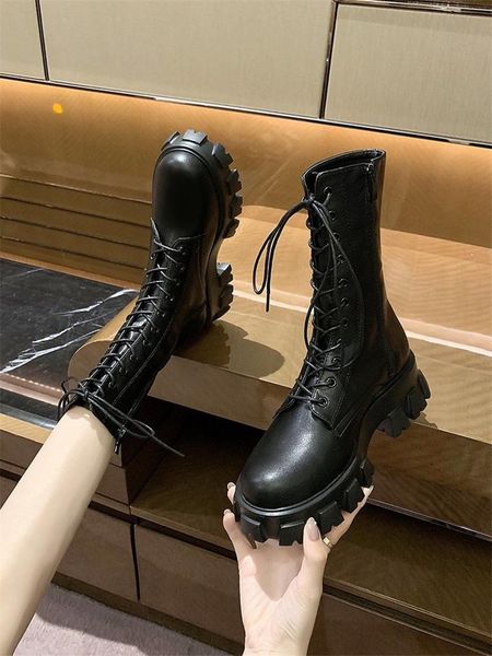 boots 2021 fashion women ankle autumn lace up leather boot anti-slip wear-resistant comfortable, Black
boots 2021 fashion women ankle autumn lace up leather boot anti-slip wear-resistant comfortable, Black