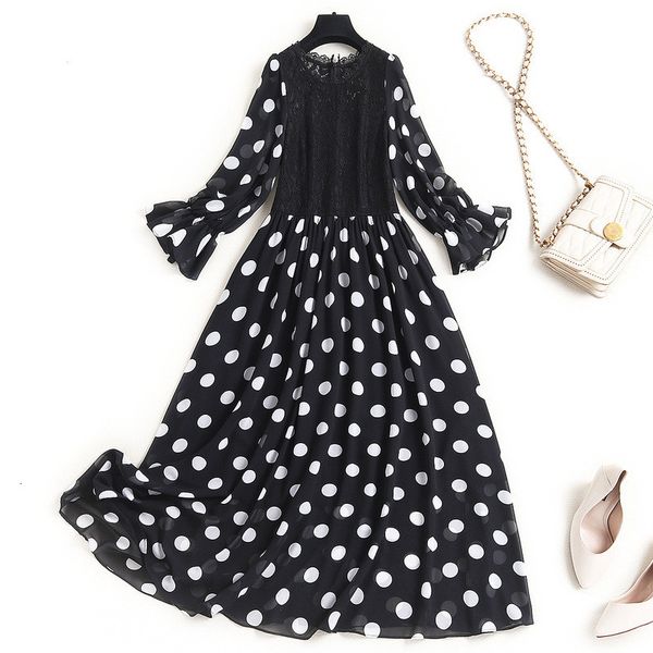enlargement of the dot print midi chiffon springtime woman clothes shreds dress femme bathrobe, Black;gray
enlargement of the dot print midi chiffon springtime woman clothes shreds dress femme bathrobe, Black;gray