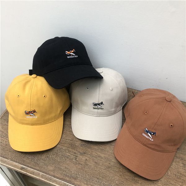 new korean letter embroidered baseball cap in spring and summer, Blue;gray
new korean letter embroidered baseball cap in spring and summer, Blue;gray