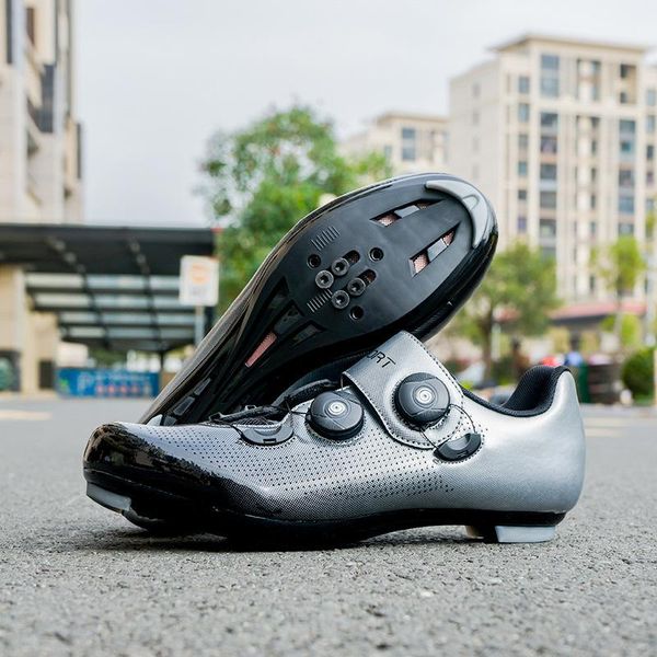 cycling footwear 2021 mtb hard-soled shoes professional athletic bicycle men self-lock road bike sneakers, Black
cycling footwear 2021 mtb hard-soled shoes professional athletic bicycle men self-lock road bike sneakers, Black