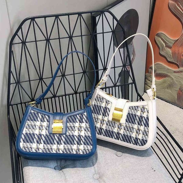 bags 2021 autumn and winter french minority women's bag middle ancient single shoulder contrast color fashion thousand bird latt
bags 2021 autumn and winter french minority women's bag middle ancient single shoulder contrast color fashion thousand bird latt