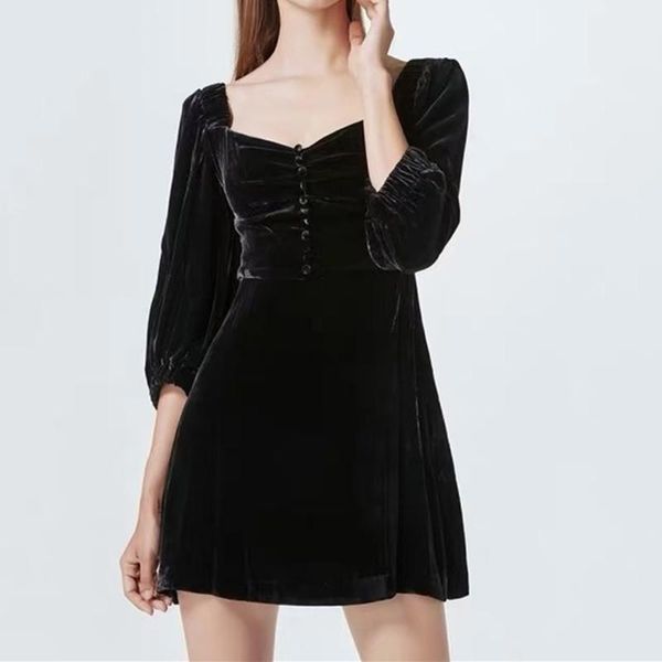 velvet black dress women square collar puff sleeve buttons zipper backless elegant dresses for party casual, Black;gray
velvet black dress women square collar puff sleeve buttons zipper backless elegant dresses for party casual, Black;gray