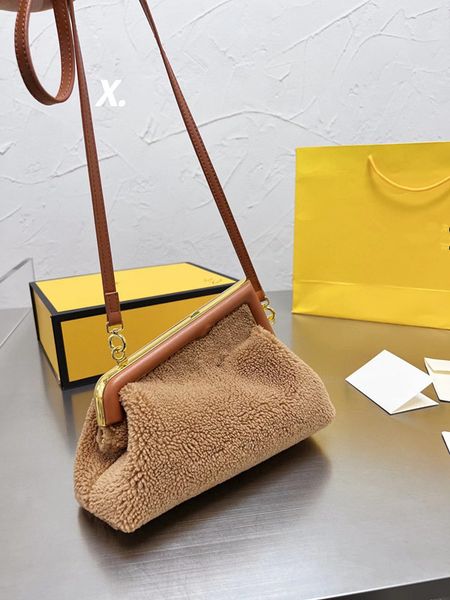 fashion women's shoulder strap bag leather handbag lady designer messenger bag velvet coin purse wallet
fashion women's shoulder strap bag leather handbag lady designer messenger bag velvet coin purse wallet