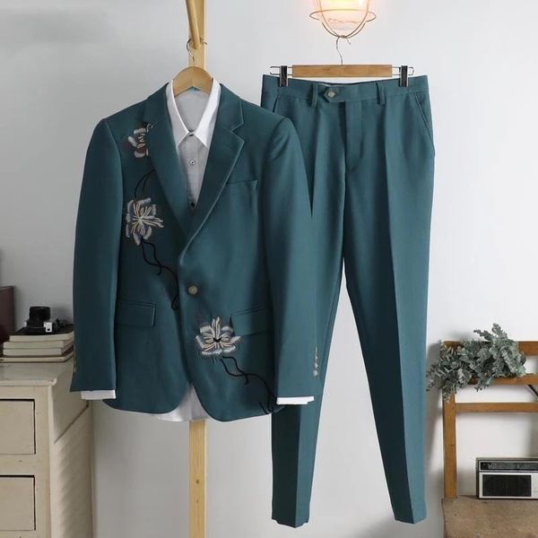 men's suits & blazers 2021 spring autumn fashion elegant mens sets embroidery slim blouse casual solid pants business two-piece suit, White;black
men's suits & blazers 2021 spring autumn fashion elegant mens sets embroidery slim blouse casual solid pants business two-piece suit, White;black