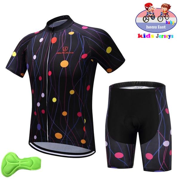 pro team quick dry kids short sleeve cycling jersey set children breathable bike clothing boys summer bicycle wear racing sets, Black;blue
pro team quick dry kids short sleeve cycling jersey set children breathable bike clothing boys summer bicycle wear racing sets, Black;blue