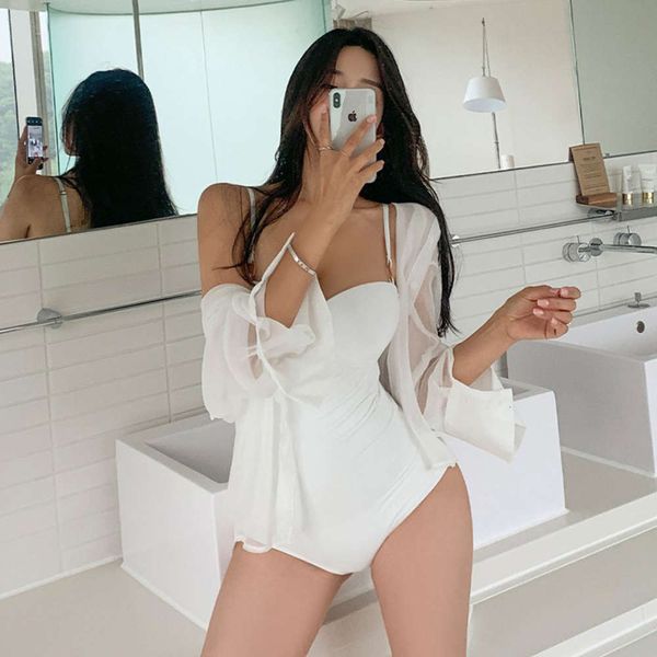fashion with holiday strap black triangle small chest steel bracket gathered bikini spring one-piece swimsuit woman, White;black
fashion with holiday strap black triangle small chest steel bracket gathered bikini spring one-piece swimsuit woman, White;black
