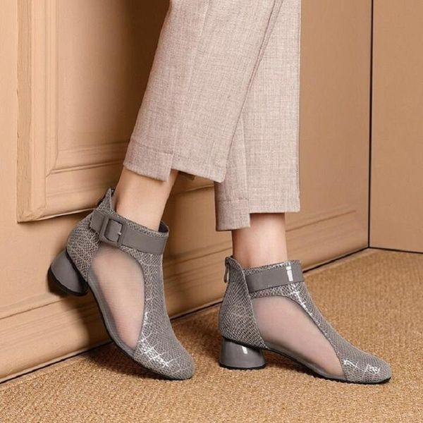 summer hollow thick heel shoes women's middle baotou high-sandals women fashion 2021 boots, Black
summer hollow thick heel shoes women's middle baotou high-sandals women fashion 2021 boots, Black