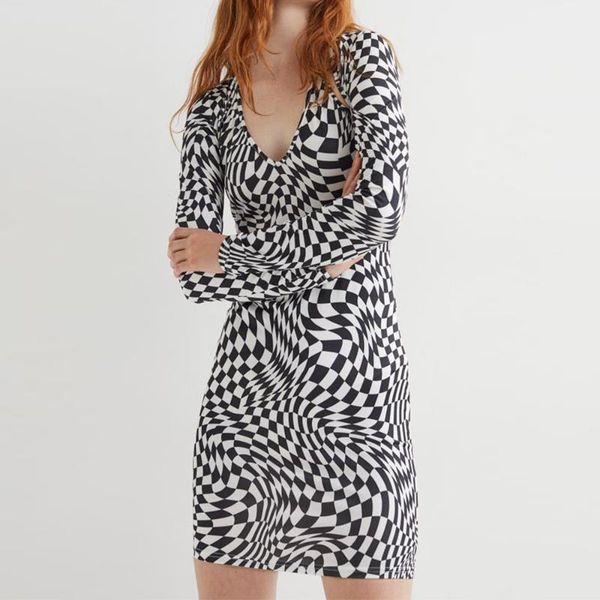 casual dresses women dress 2021 fashion printed long sleeve bodycon autumn cut out mini club party birthday outfits, Black;gray
casual dresses women dress 2021 fashion printed long sleeve bodycon autumn cut out mini club party birthday outfits, Black;gray