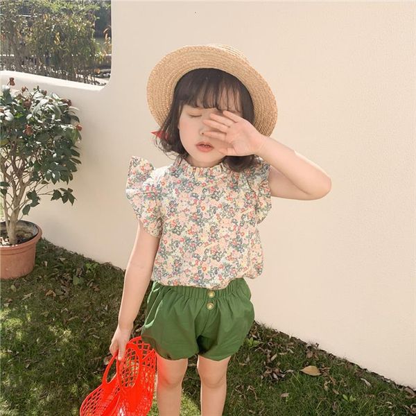 summer girls flying sleeve baby t shirt girl lace collar sweet floral print blouse kids, Blue 
summer girls flying sleeve baby t shirt girl lace collar sweet floral print blouse kids, Blue