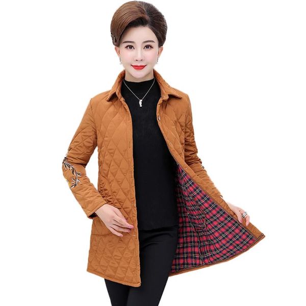 women's trench coats middle age clothing 2021 autumn winter cotton coat large size leisure fashion embroidered lapel thin, Tan;black
women's trench coats middle age clothing 2021 autumn winter cotton coat large size leisure fashion embroidered lapel thin, Tan;black