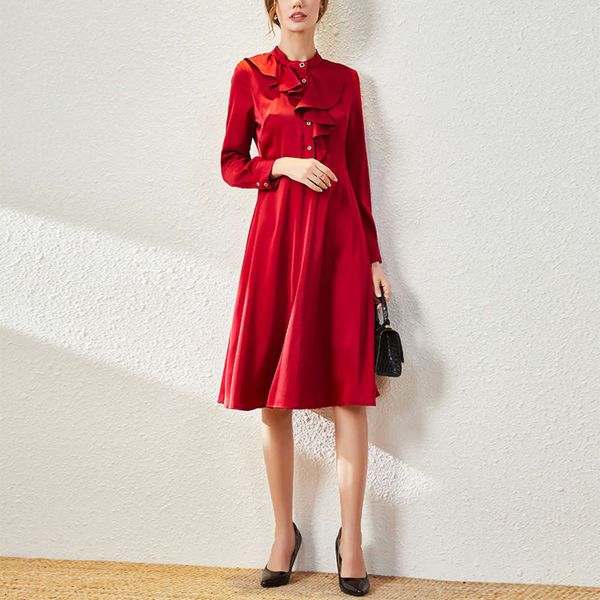 dress dressearly spring medium length long sleeve ruffle single row leaf button imitation acetic acid swing skirt, Black;gray
dress dressearly spring medium length long sleeve ruffle single row leaf button imitation acetic acid swing skirt, Black;gray