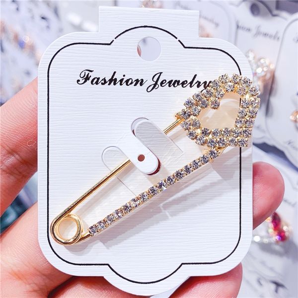 z5c ins accessory pinwater drill women's anti light button clothes brooches pins cardigan small korean versatile brooch accessories, Gray
z5c ins accessory pinwater drill women's anti light button clothes brooches pins cardigan small korean versatile brooch accessories, Gray