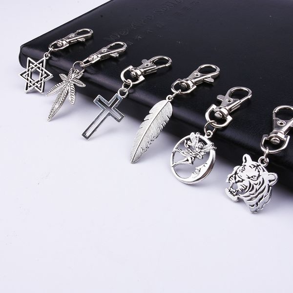 10pieces/lot versatile key chain creative tide brand key foil maple six-man star personality trend car key chain bag pendant accessorie, Silver
10pieces/lot versatile key chain creative tide brand key foil maple six-man star personality trend car key chain bag pendant accessorie, Silver