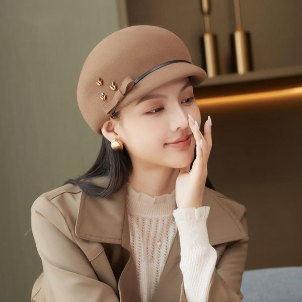 berets 2021 wool beret hat woman autumn sboy cap winter party cloche hats england lady felt equestrian caps 100% fedora, Blue;gray
berets 2021 wool beret hat woman autumn sboy cap winter party cloche hats england lady felt equestrian caps 100% fedora, Blue;gray