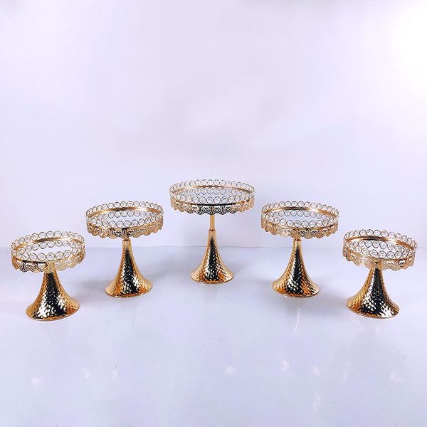 1pcs gold mirror cupcake stand crystal metal creative large fruit plate basket home set cake tool other bakeware
1pcs gold mirror cupcake stand crystal metal creative large fruit plate basket home set cake tool other bakeware