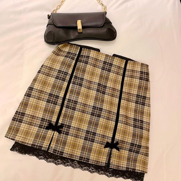 skirts 2021 summer korean fashion women's all-match sequin short skirt lace split yellow plaid #9811, Black
skirts 2021 summer korean fashion women's all-match sequin short skirt lace split yellow plaid #9811, Black