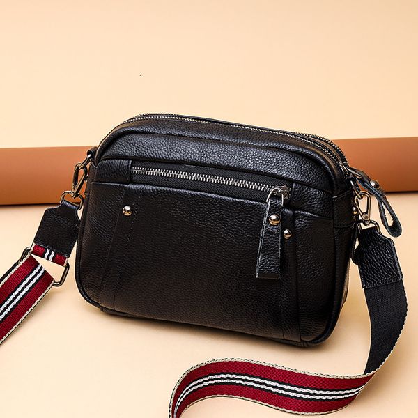 messenger bagshead shoulder one korean style leather 2021 slant cross women's small square bag
messenger bagshead shoulder one korean style leather 2021 slant cross women's small square bag