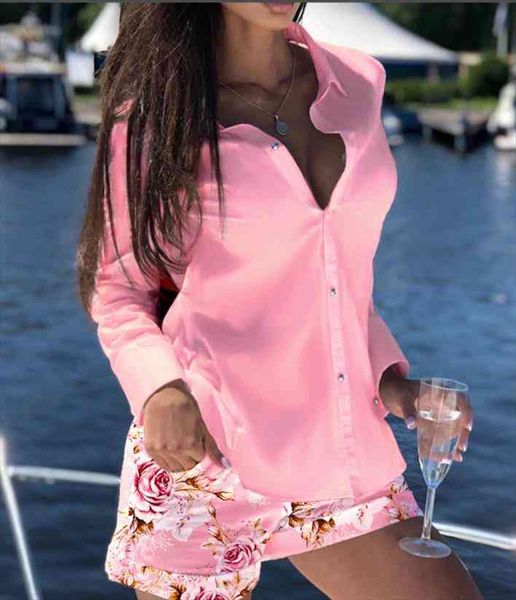 long sleeve round hole embroidered button shirt and bag design solid color shorts set summer womens casual white suit, Gray
long sleeve round hole embroidered button shirt and bag design solid color shorts set summer womens casual white suit, Gray