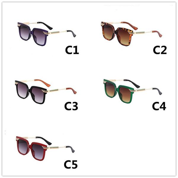 vintage brand design sunglasses gold metal frame ladies square eyeglass women luxury sun glasses for female uv400, White;black
vintage brand design sunglasses gold metal frame ladies square eyeglass women luxury sun glasses for female uv400, White;black