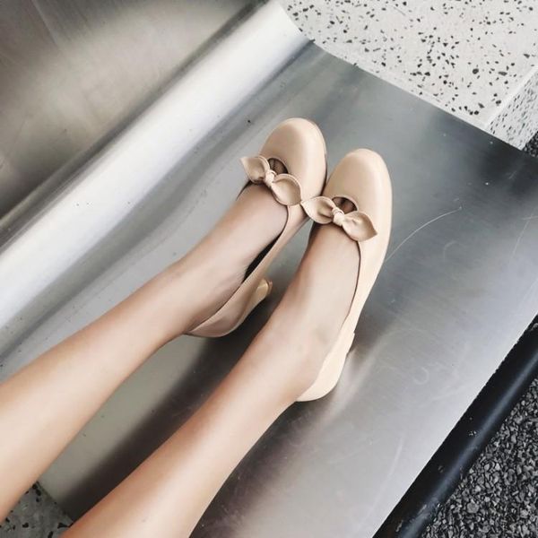 dress shoes big size ladies high heels women woman pumps medium heel butterfly knot single shoe, Black
dress shoes big size ladies high heels women woman pumps medium heel butterfly knot single shoe, Black
