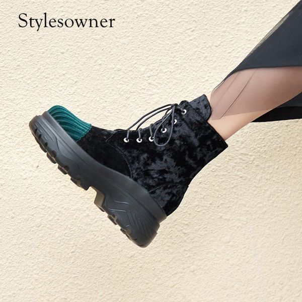 boots stylesowner hand-made winter woman short high platform thick bottom with plush lace-up female, Black
boots stylesowner hand-made winter woman short high platform thick bottom with plush lace-up female, Black