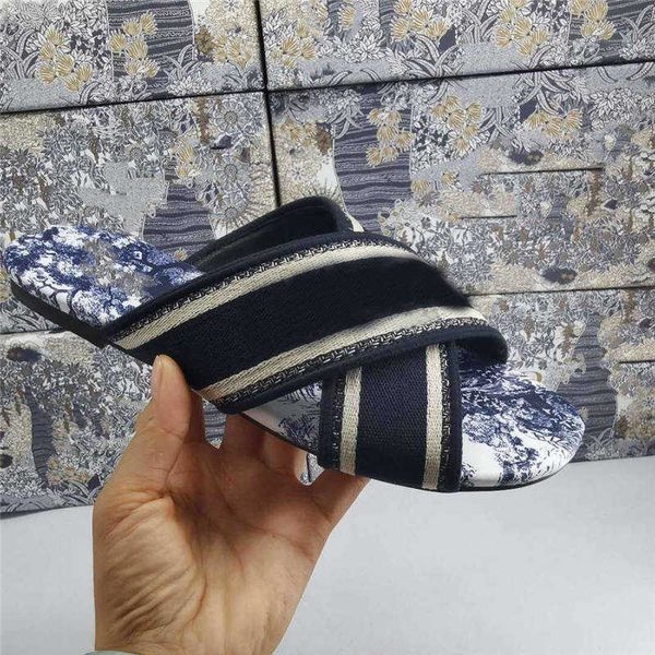 fashion cross women flip flops sandals luxury liner inner sheepskin slippers ladies home slipper summer beach sandals, Black
fashion cross women flip flops sandals luxury liner inner sheepskin slippers ladies home slipper summer beach sandals, Black