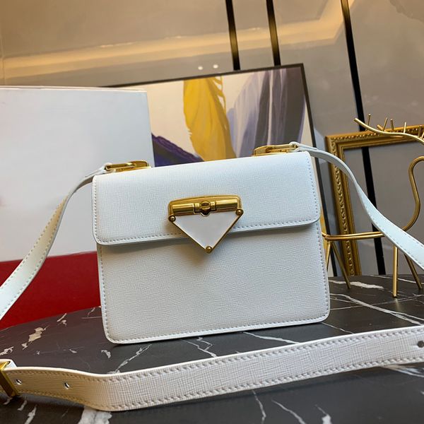 2021 luxury bag designer handbags leather square fashion all-match large-capacity flap lock type shoulder messenger bags
2021 luxury bag designer handbags leather square fashion all-match large-capacity flap lock type shoulder messenger bags