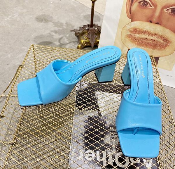 slippers shoes ladies' luxury slides rubber flip flops women heels pantofle square toe designer hawaiian high 2021 thin rome pu, Black
slippers shoes ladies' luxury slides rubber flip flops women heels pantofle square toe designer hawaiian high 2021 thin rome pu, Black