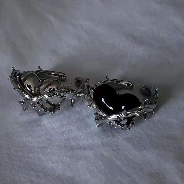 earrings & necklace imprisoned heart metal thorns love ring irregular niche design open men and women couple jewelry 2021, Silver
earrings & necklace imprisoned heart metal thorns love ring irregular niche design open men and women couple jewelry 2021, Silver