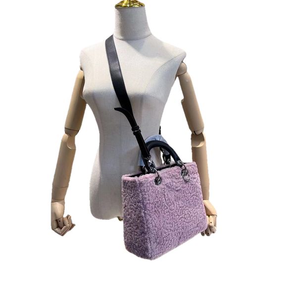 designer women shoulder bags new lady life lamb wool handbag chain cross bag handbags tote messenger bag totes 7 colors 20x24cm purse wallet
designer women shoulder bags new lady life lamb wool handbag chain cross bag handbags tote messenger bag totes 7 colors 20x24cm purse wallet