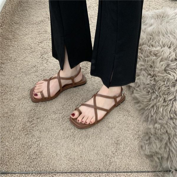 sandals 2021 women flat summer black retro cross tied band casual shoes brown square toe fashion designer buckle strap
sandals 2021 women flat summer black retro cross tied band casual shoes brown square toe fashion designer buckle strap