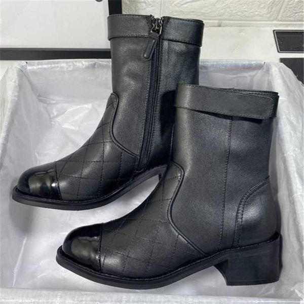 boots lattice motorcycle classic short lace-up splice platform leather winter metal snap women's shoes, Black
boots lattice motorcycle classic short lace-up splice platform leather winter metal snap women's shoes, Black