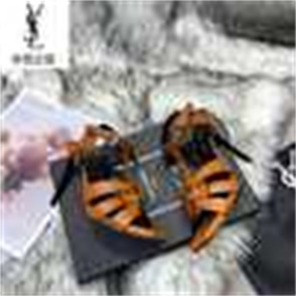 slippers heels men pumps designer sandals luxury mules slides women loafers high ballerinas sneakers dress shoes q7t5, Black;white
slippers heels men pumps designer sandals luxury mules slides women loafers high ballerinas sneakers dress shoes q7t5, Black;white