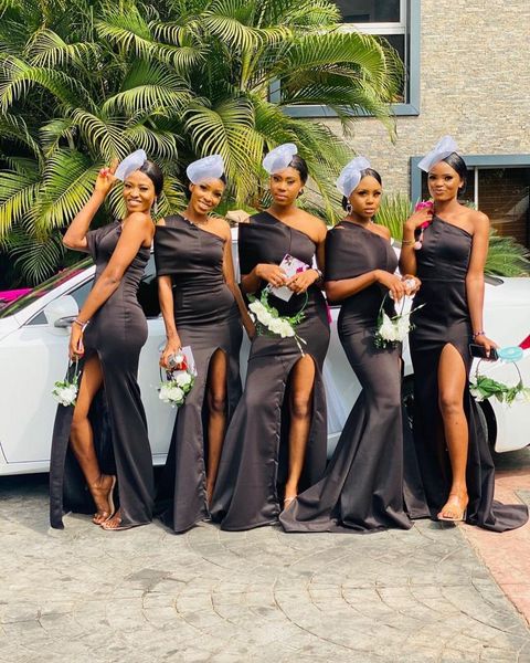 2022 black mermaid bridesmaid dresses side split long maid of honor gowns one shoulder half sleeves aso ebi vestidos wedding guest dress, White;pink
2022 black mermaid bridesmaid dresses side split long maid of honor gowns one shoulder half sleeves aso ebi vestidos wedding guest dress, White;pink