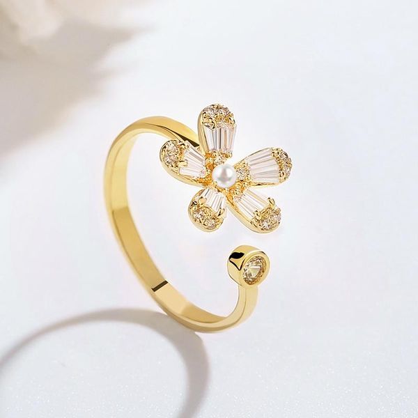 wedding rings classic engagement ring flower design clear cubic zircon female women band cz jewelry accessories ship, Slivery;golden
wedding rings classic engagement ring flower design clear cubic zircon female women band cz jewelry accessories ship, Slivery;golden