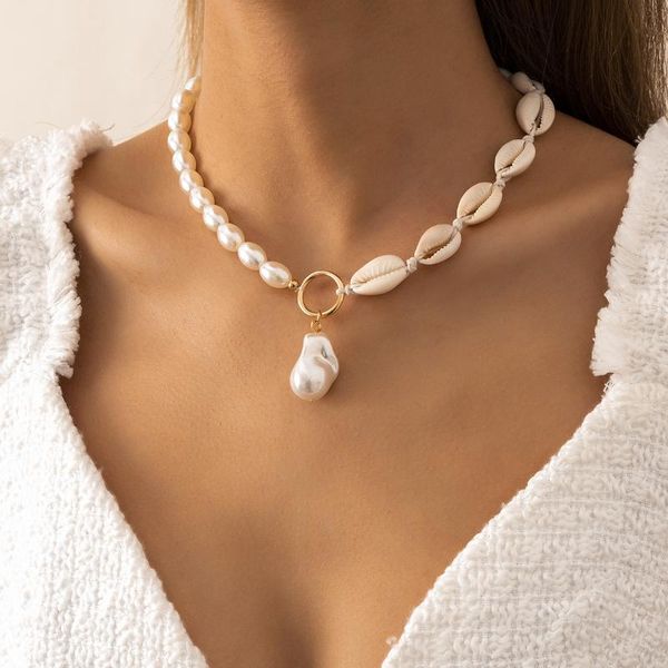 pendant necklaces 2021 fashion simple shell asymmetrical round bead irregular imitation pearl stitching necklace female chain jewelry gifts, Silver
pendant necklaces 2021 fashion simple shell asymmetrical round bead irregular imitation pearl stitching necklace female chain jewelry gifts, Silver
