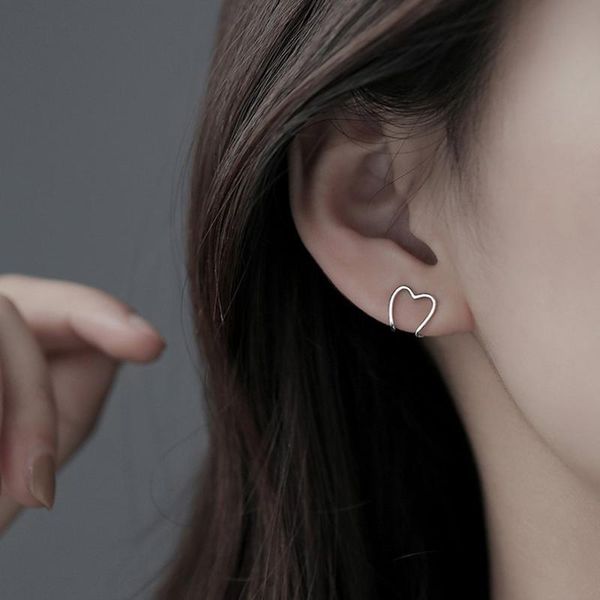 stud 1pc korean style simple heart shaped earrings for women no pierced ears love ear bone clip, Golden;silver
stud 1pc korean style simple heart shaped earrings for women no pierced ears love ear bone clip, Golden;silver