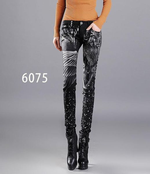 Women's Jeans Woman Spring Fall Plus Size Mid Print Diamond Personality Non-mainstream Slim Female Winter Zipper Embroidery V80S, Blue
Women's Jeans Woman Spring Fall Plus Size Mid Print Diamond Personality Non-mainstream Slim Female Winter Zipper Embroidery V80S, Blue