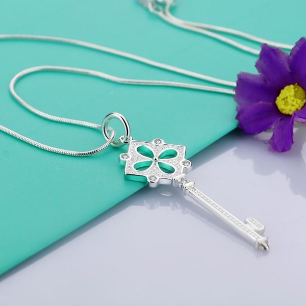 pendant necklaces classic silver color necklace women key long chain wedding jewelry gift colar de prata para mulher
pendant necklaces classic silver color necklace women key long chain wedding jewelry gift colar de prata para mulher