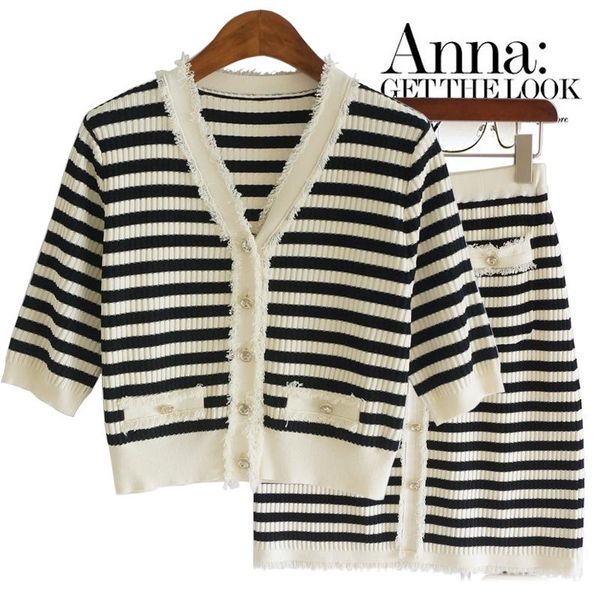 party dresses ice silk knitting buckle fringed short women jacket bag hip skirt suit 2021 women's summer style, White;black
party dresses ice silk knitting buckle fringed short women jacket bag hip skirt suit 2021 women's summer style, White;black