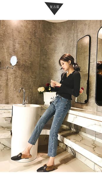 women's jeans korean version style,,women fashion pants, jeans,trousers casual ,slim fit,thicken micro-flare pants,elasticity, Blue
women's jeans korean version style,,women fashion pants, jeans,trousers casual ,slim fit,thicken micro-flare pants,elasticity, Blue
