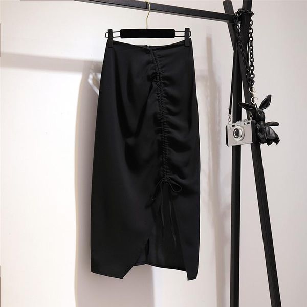 skirts 2021 spring summer elastic high waist slim simple black casual western style irregular women a-line long skirt
skirts 2021 spring summer elastic high waist slim simple black casual western style irregular women a-line long skirt