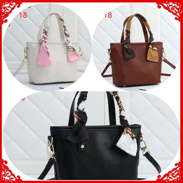 tote bag large capacity package shopping bags women handbag pu leather fashion letter removable crossbody strap handbags with silk scarf no.
tote bag large capacity package shopping bags women handbag pu leather fashion letter removable crossbody strap handbags with silk scarf no.