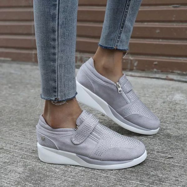 sneakers women shoes ladies sports casual shoes soft comfortable spring autumn female solid crystal plus size women sneakers mmm, Black;white
sneakers women shoes ladies sports casual shoes soft comfortable spring autumn female solid crystal plus size women sneakers mmm, Black;white