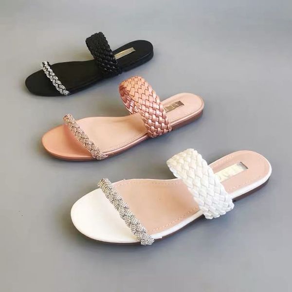 slippers 2021 summer women slipper brand weave outdoor beach sandal shoes bling leisure female flat slides big size 41 zj5x, Black
slippers 2021 summer women slipper brand weave outdoor beach sandal shoes bling leisure female flat slides big size 41 zj5x, Black