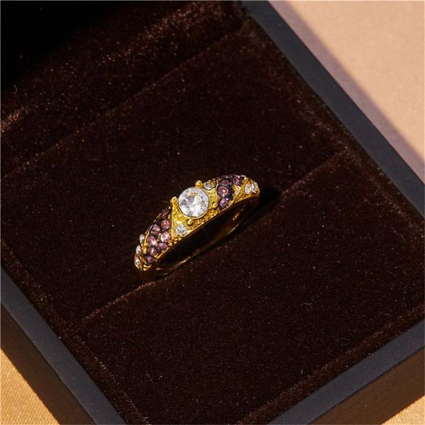 wedding rings fashion trend zircon luxury ladies engagement ring valentine's day gift light jewelry wholesale, Slivery;golden
wedding rings fashion trend zircon luxury ladies engagement ring valentine's day gift light jewelry wholesale, Slivery;golden