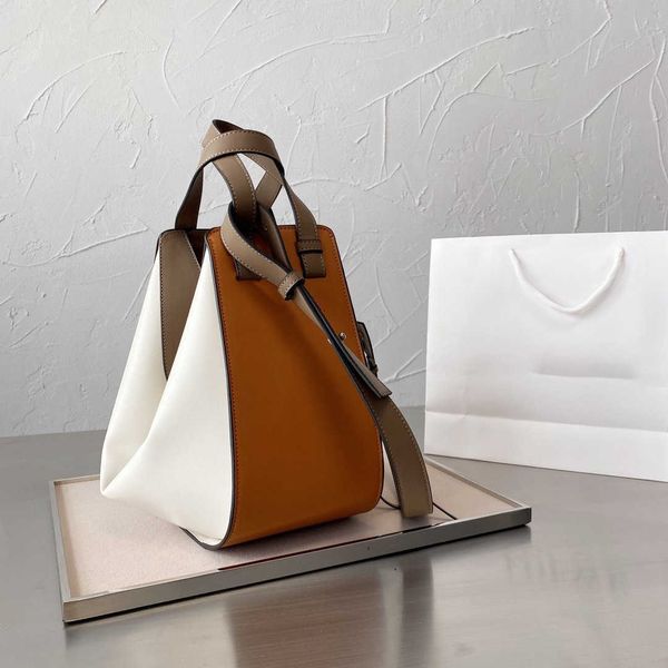 large-capacity handbagsluojia women handbags leather color matching hammock bag zmmdesigner bags
large-capacity handbagsluojia women handbags leather color matching hammock bag zmmdesigner bags