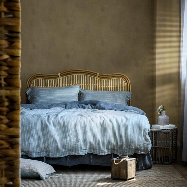 100% washed linen blue vertical stripes duvet cover set 4pcs soft breathable bedding 1bed sheet 2 pillowshams(natural linen) sets
100% washed linen blue vertical stripes duvet cover set 4pcs soft breathable bedding 1bed sheet 2 pillowshams(natural linen) sets