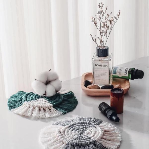 mats & pads round woven cotton coasters insulation coffee pad placemat non-slip handmade macrame cup cushion mat for table protection
mats & pads round woven cotton coasters insulation coffee pad placemat non-slip handmade macrame cup cushion mat for table protection
