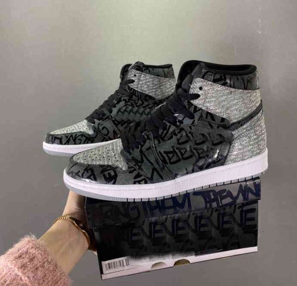 1 high og rebellionaire mens basketball shoes womens 1s black white-particle grey outdoor sports sneakers 555088 with original box{category}
1 high og rebellionaire mens basketball shoes womens 1s black white-particle grey outdoor sports sneakers 555088 with original box{category}